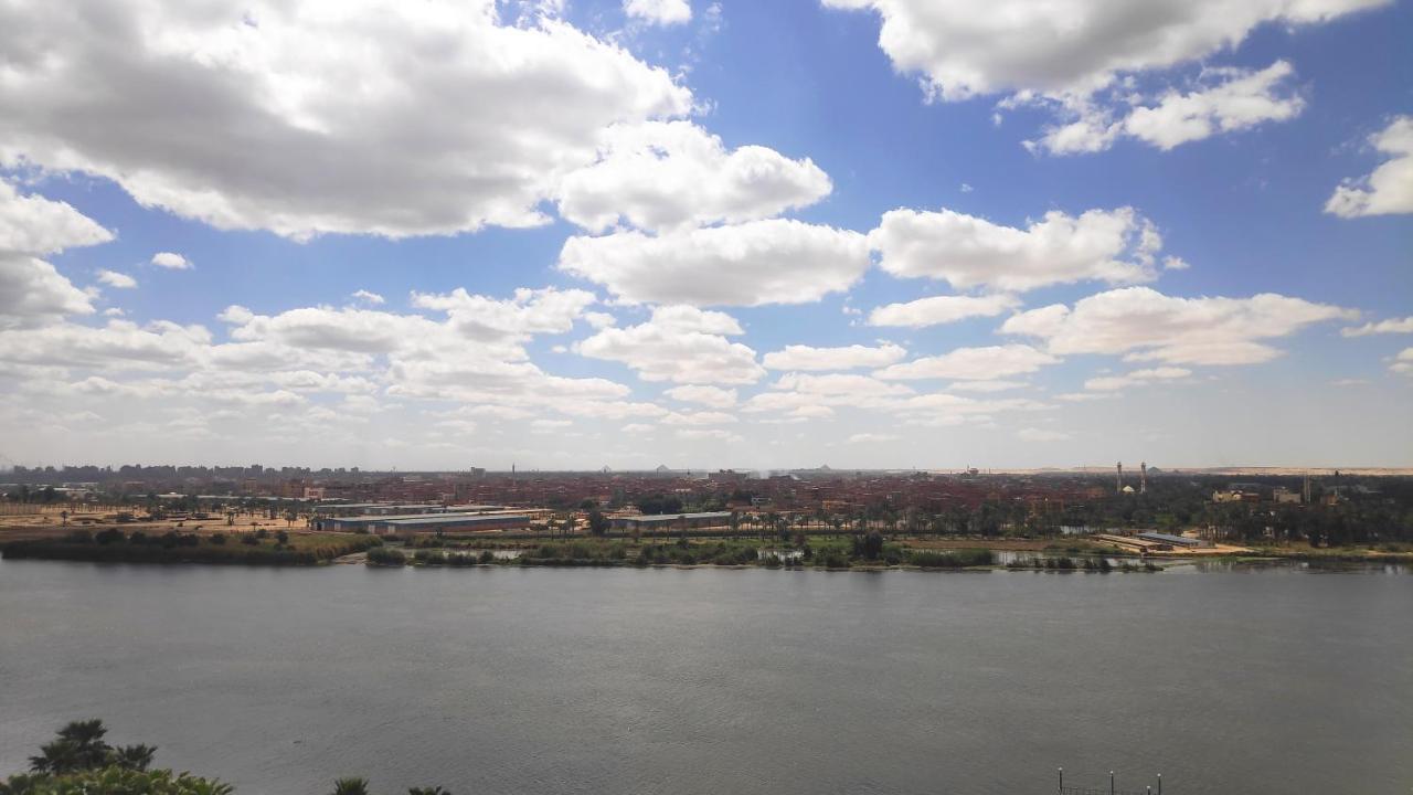 Nile Pyramidal View Apartment Kairo Bagian luar foto