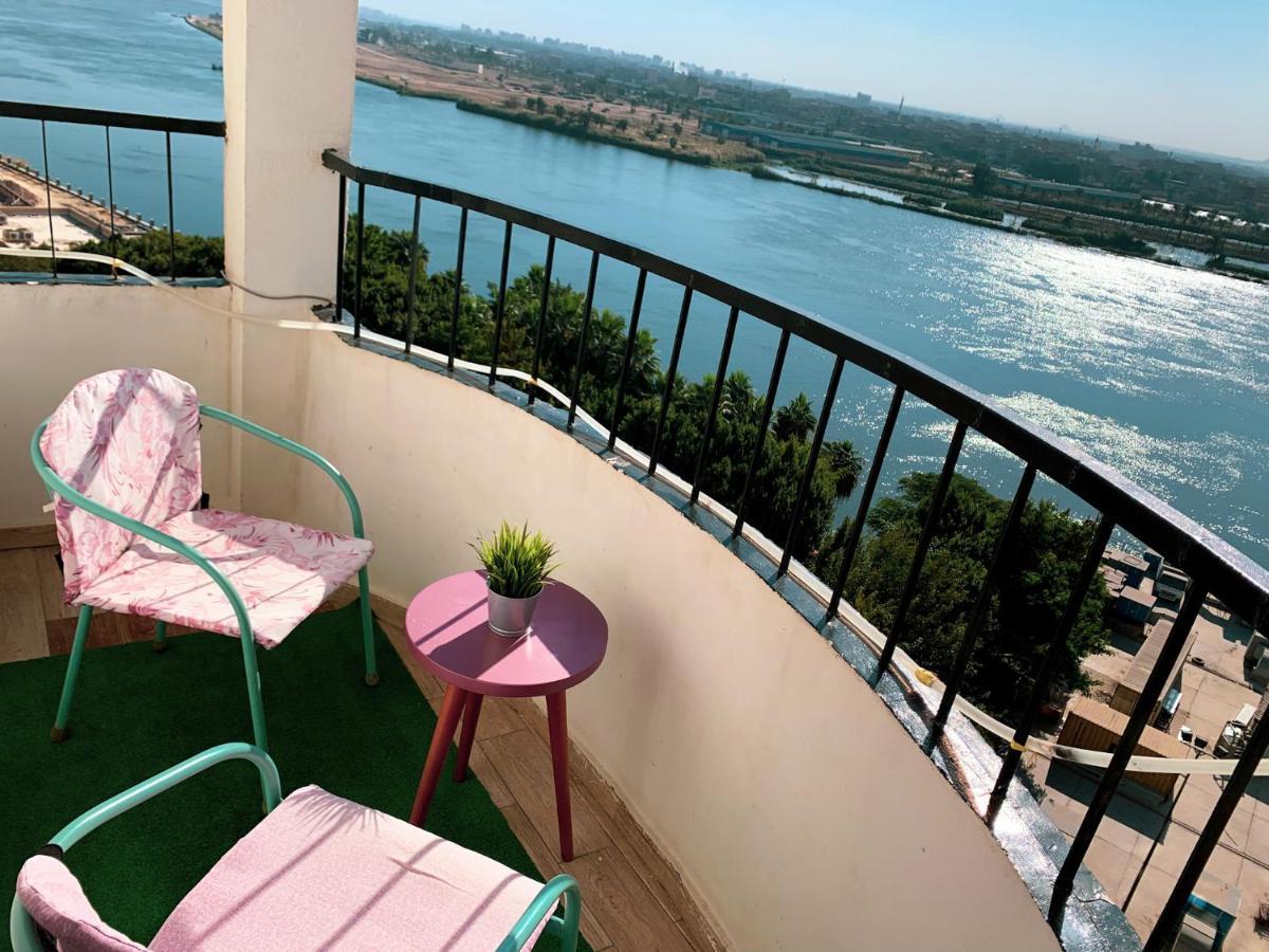 Nile Pyramidal View Apartment Kairo Bagian luar foto