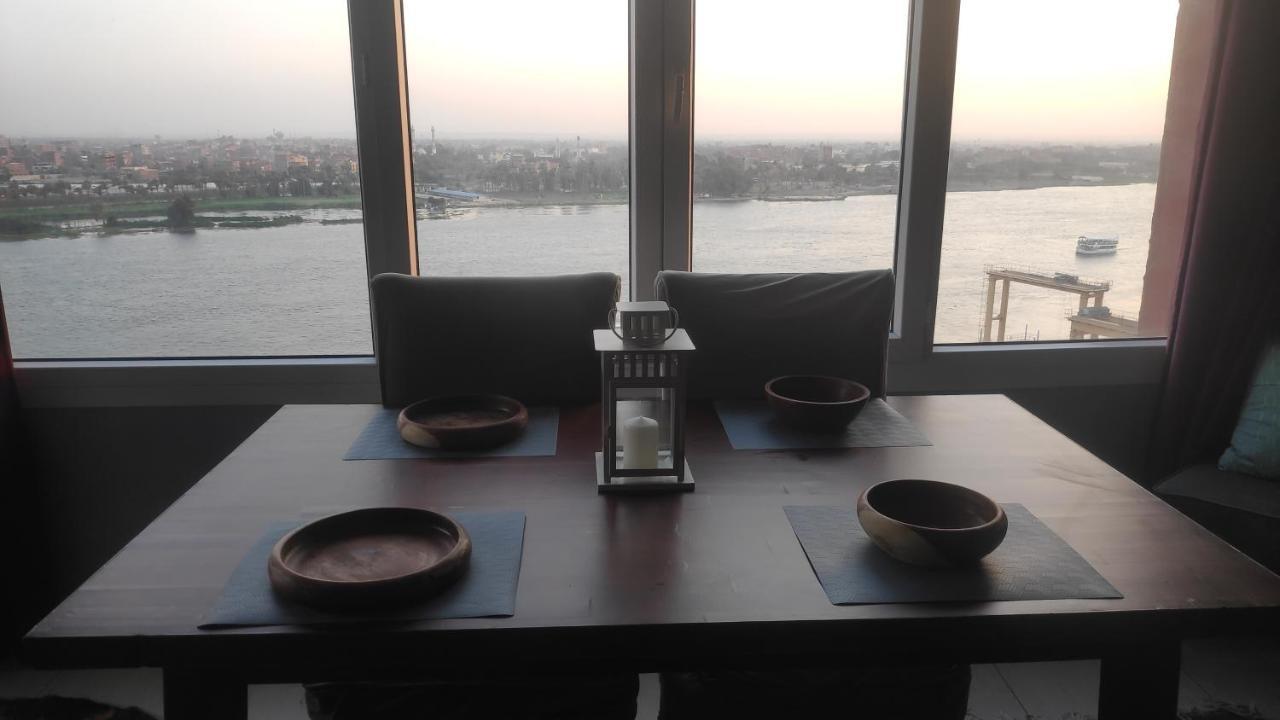 Nile Pyramidal View Apartment Kairo Bagian luar foto